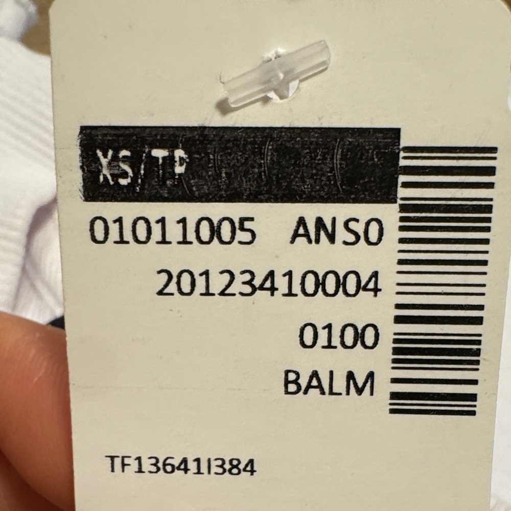 Authentic Balmain Black and White Logo Crop Top sweatshirt - Picture 8 of 8